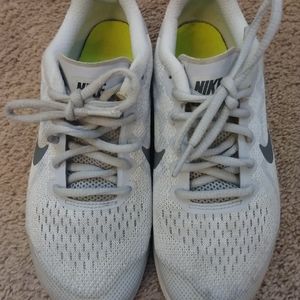 Size 3.5 Boy's Nike Shoes